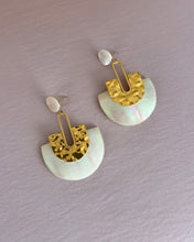 Load image into Gallery viewer, Omaha