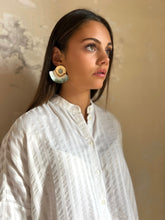 Load image into Gallery viewer, Bordelaises Ivory