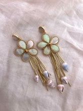 Load image into Gallery viewer, Puawai