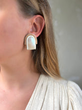 Load image into Gallery viewer, Pyla Ivory