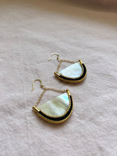 Load image into Gallery viewer, Landaises Black