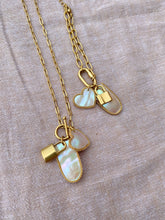 Load image into Gallery viewer, The Tuamotu Set - White Shell