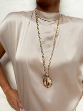 Load image into Gallery viewer, Island Luxe
